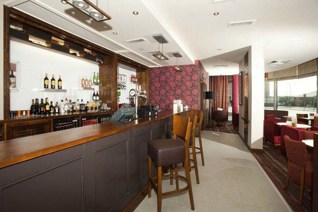 Premier Inn Belfast Titanic Quarter Exteriör bild
